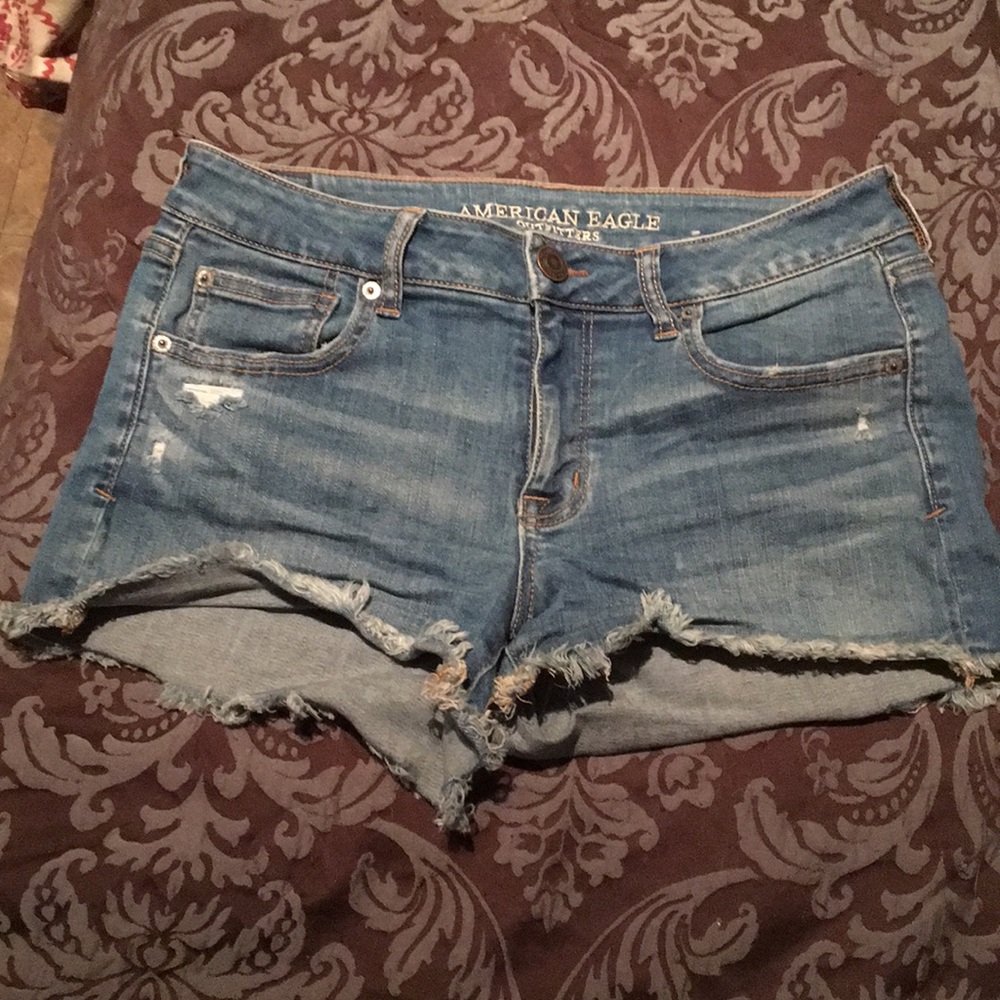 Size 8 American Eagle Medium Wash Denim Shorts